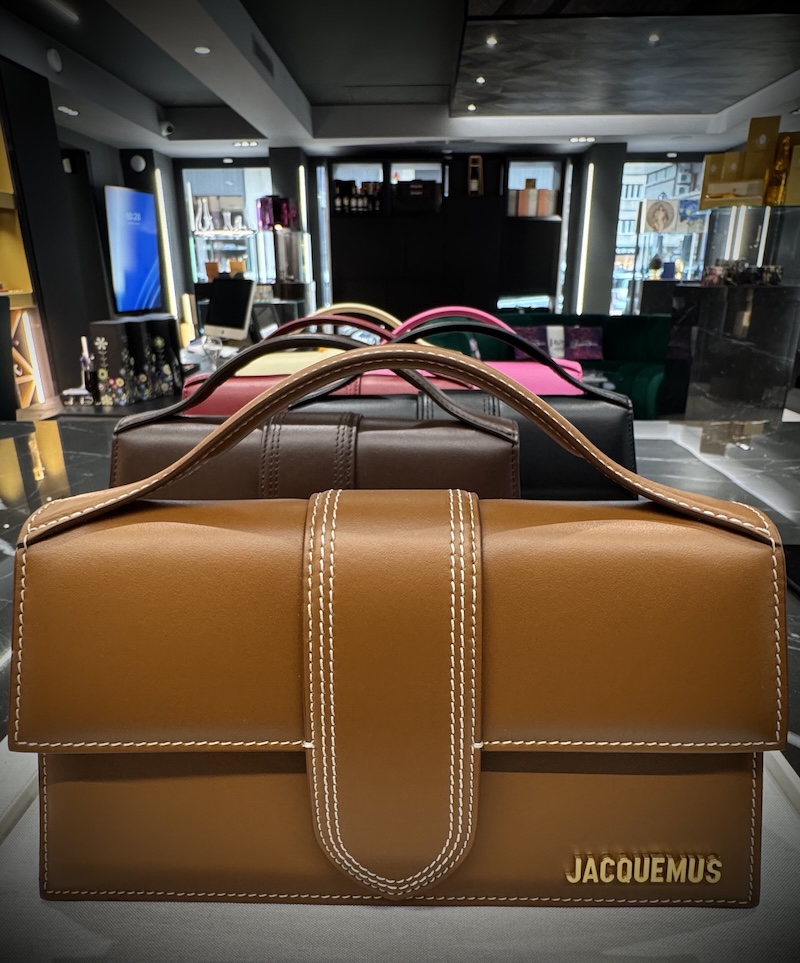 BORSA JACQUEMUS GRANDE BAMBINO
