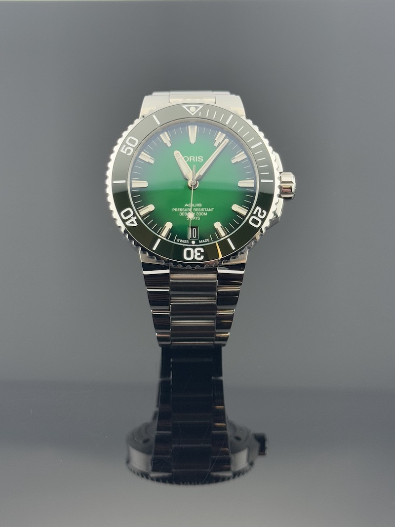 AQUIS DATE CALIBRE 400 REF. 0140077634157