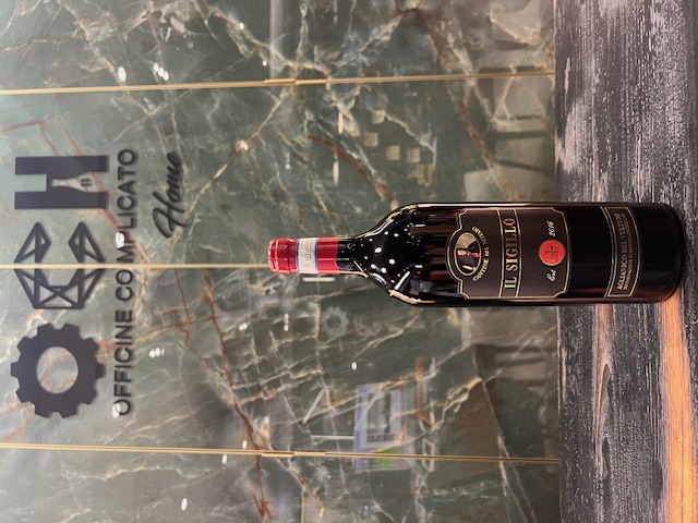 CANTINE DEL NOTAIO IL SIGILLO AGLIANICO DEL VULTURE DOC 2016