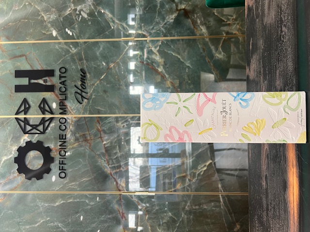 PERRIER JOUET BLANC DE BLANCS BOX FANTASMA